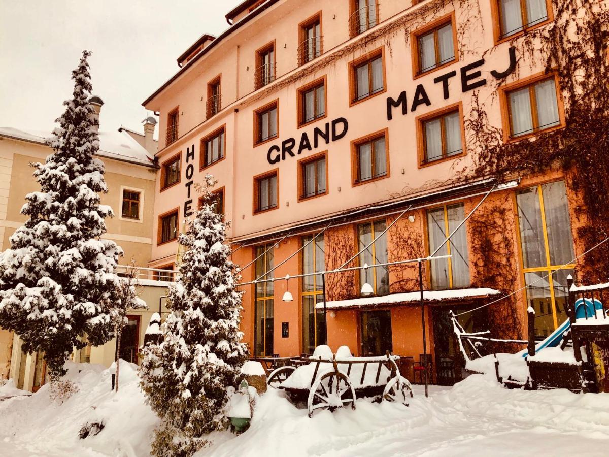 Hotel & Penzion Grand Matej Banská Štiavnica Esterno foto