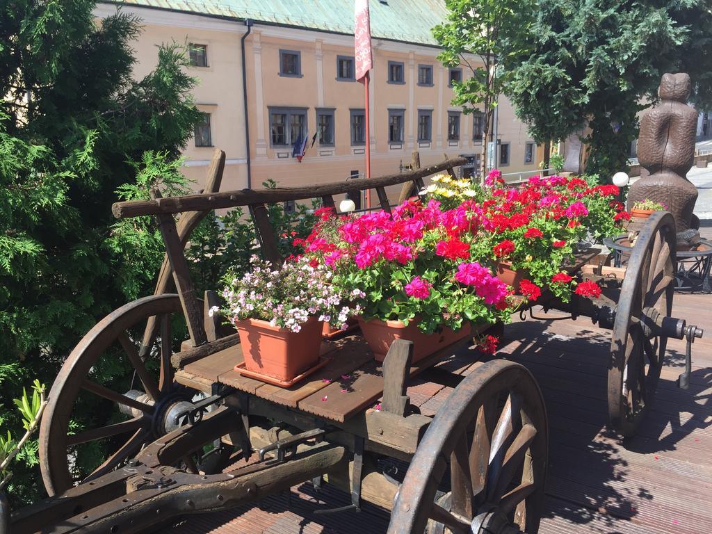 Hotel & Penzion Grand Matej Banská Štiavnica Esterno foto