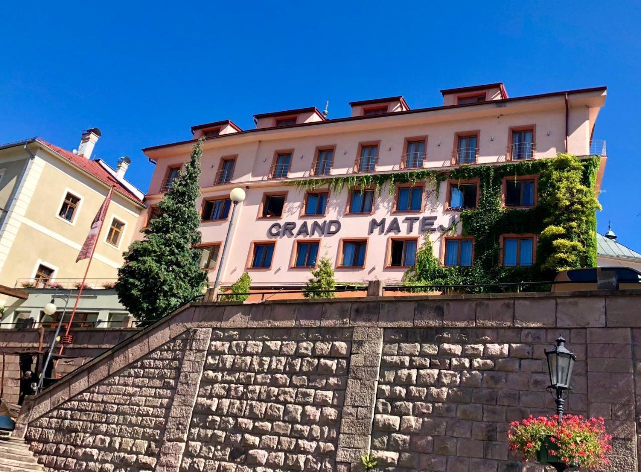 Hotel & Penzion Grand Matej Banská Štiavnica Esterno foto